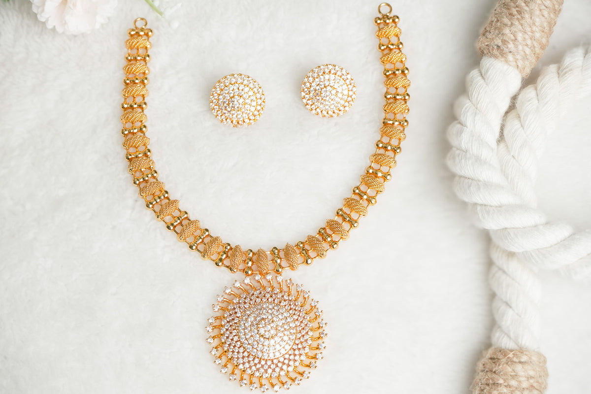 AAHNA Traditional Long Haram with matching Earrings