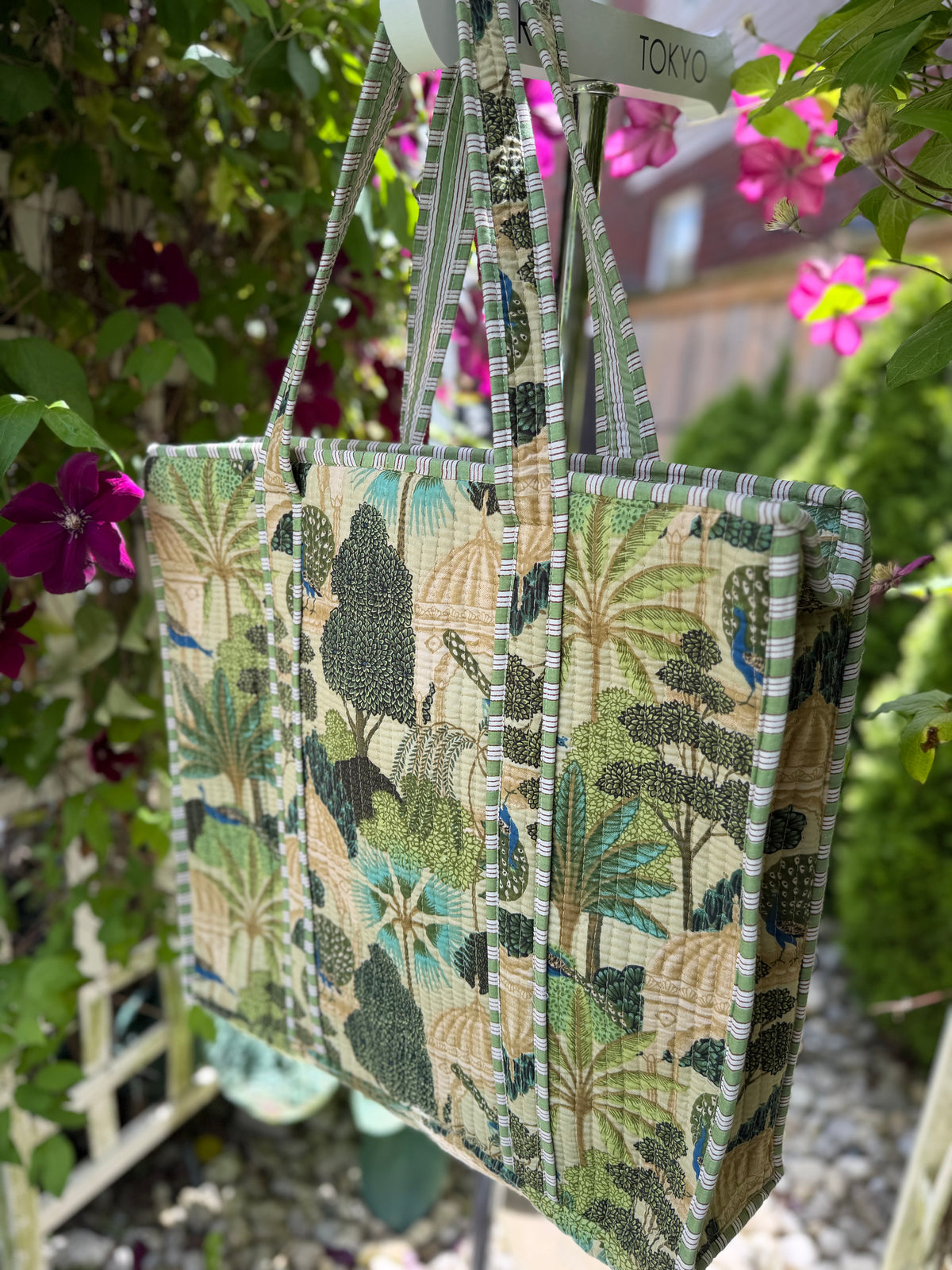 MOOR - Peacock tropical pattern Tote Bag