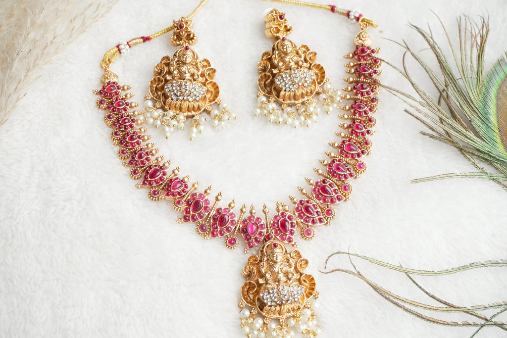Devanshi Traditional idol - inspired necklace set