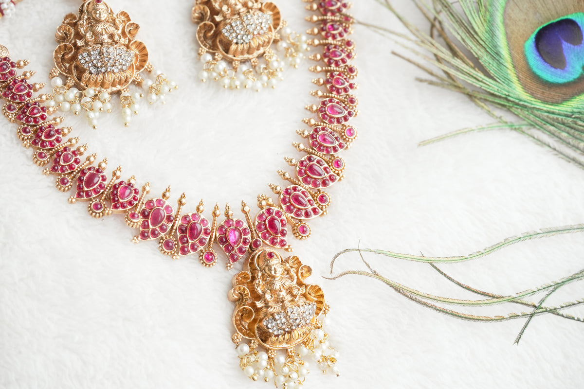 Devanshi Traditional idol - inspired necklace set